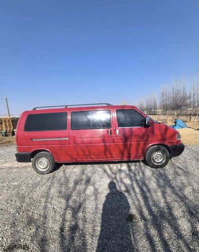 VOLKSWAGEN TRANSPORTER