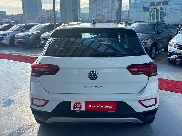 VOLKSWAGEN T-ROC