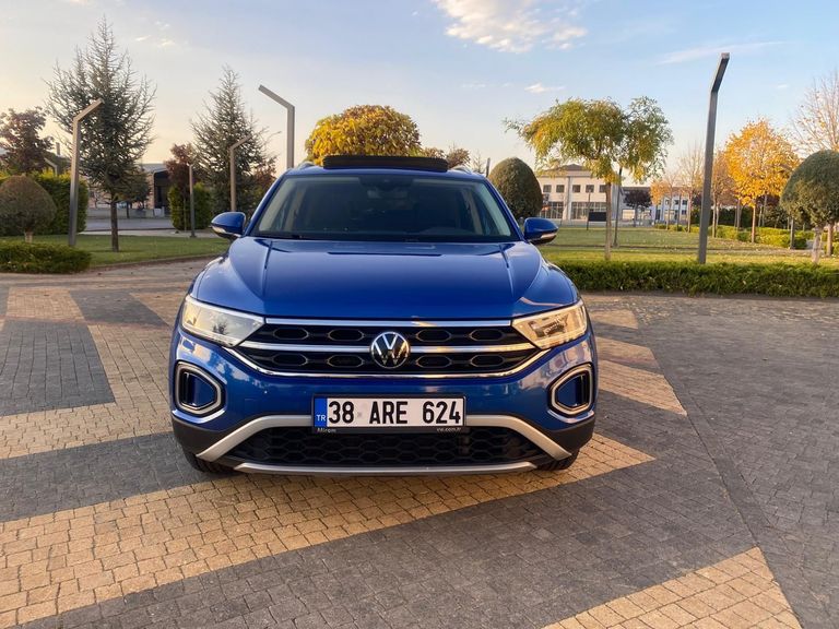 VOLKSWAGEN T-ROC