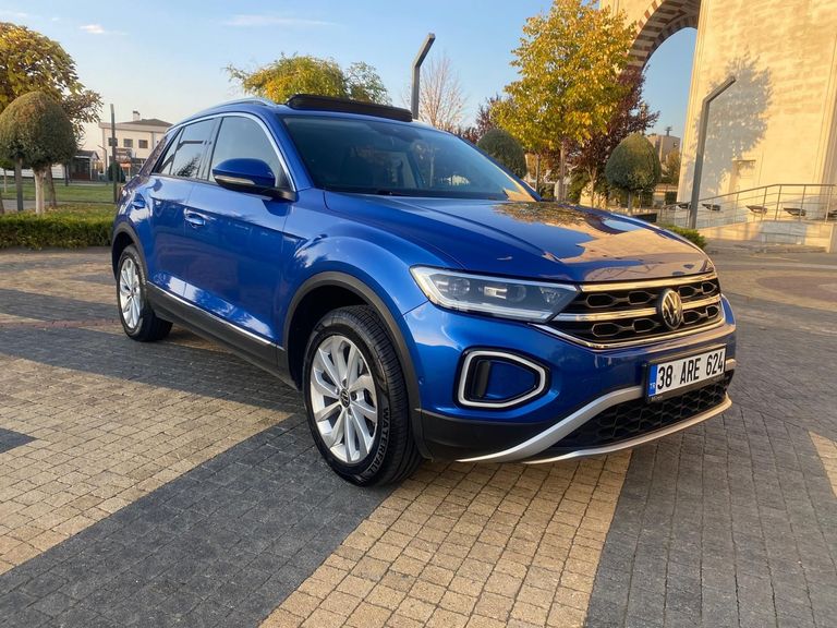 VOLKSWAGEN T-ROC