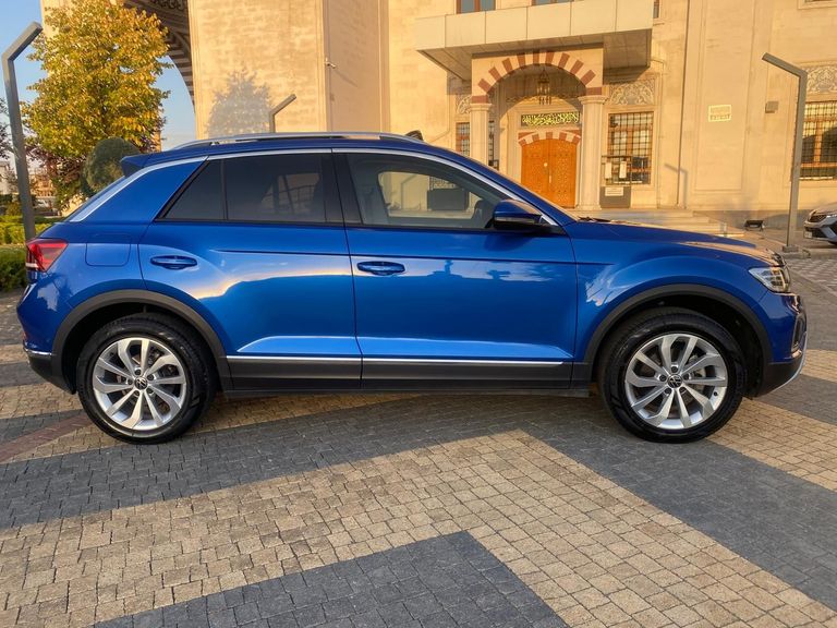 VOLKSWAGEN T-ROC