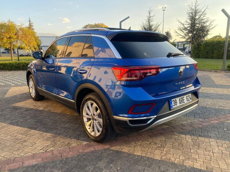 VOLKSWAGEN T-ROC